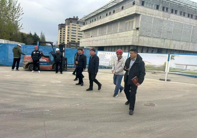 萊西市副市長李春雷率隊蒞臨萊西人才孵化基地項目考察調(diào)研